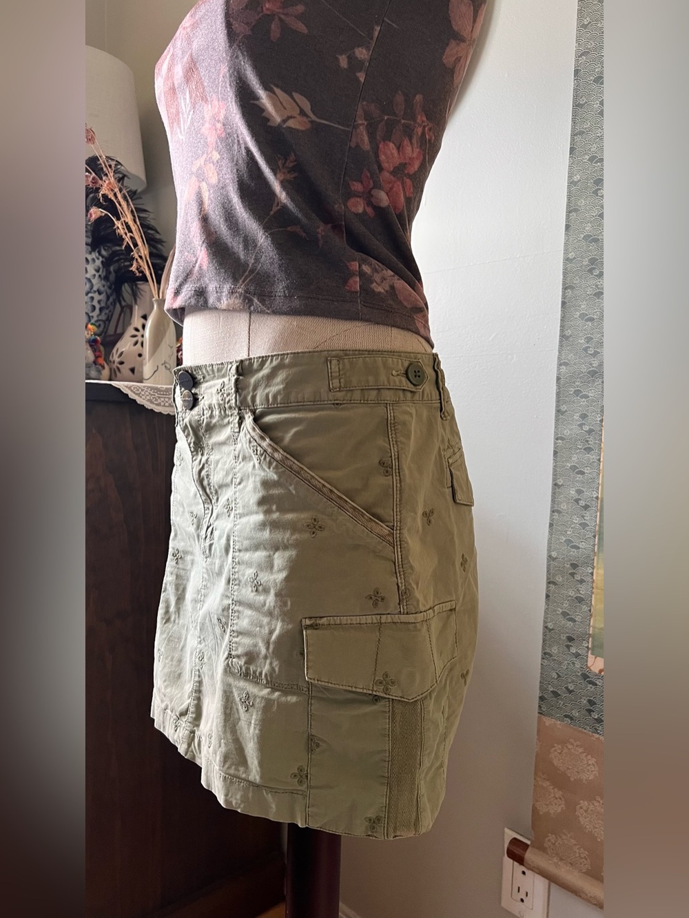Sanctuary Olive Green Cargo Mini Skirt - Picture 4 of 9